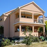 Leon Apartman Orebić