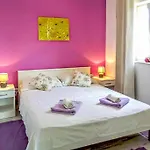 Leon Apartman *