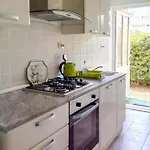 Leon Apartman *