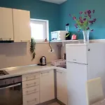 Leon Апартаменты *