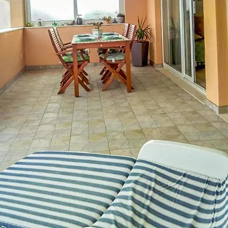 Apartment Leon